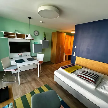 Nino-boardinghouse 12 - Ruth's Apartment *