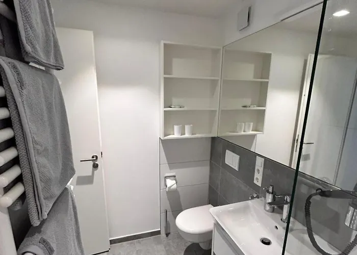Nino-Boardinghouse 12 - Ruth'S Apartment Appartement *